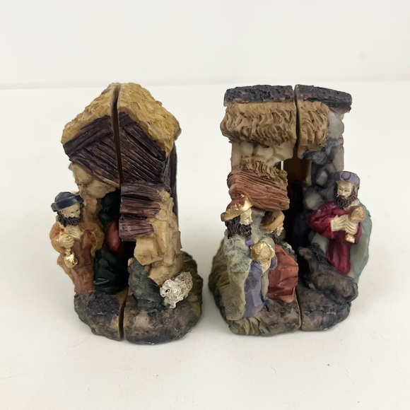 Dicksons Miniature Hinged Resin Set of 2 Nativity Scene Holiday Christmas Decor - Picture 2 of 16